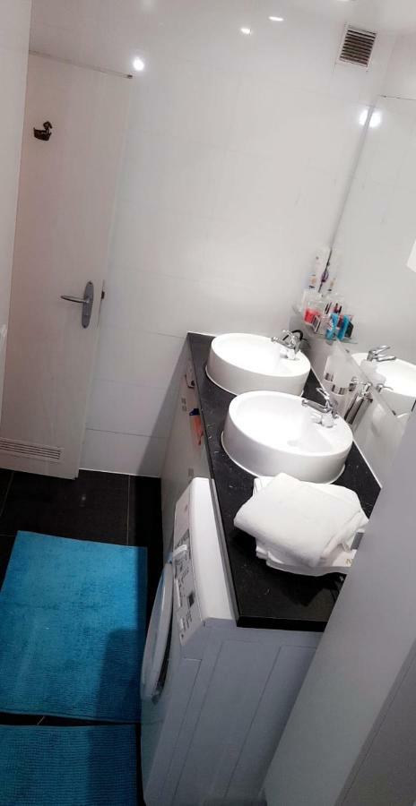 Sehr Schoene Drei Zimmer Deluex Wohnung In Sindelfingen Exterior photo